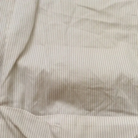 Pin Striped H&M Bermuda Shorts, Size 8 - Picture 3 of 5